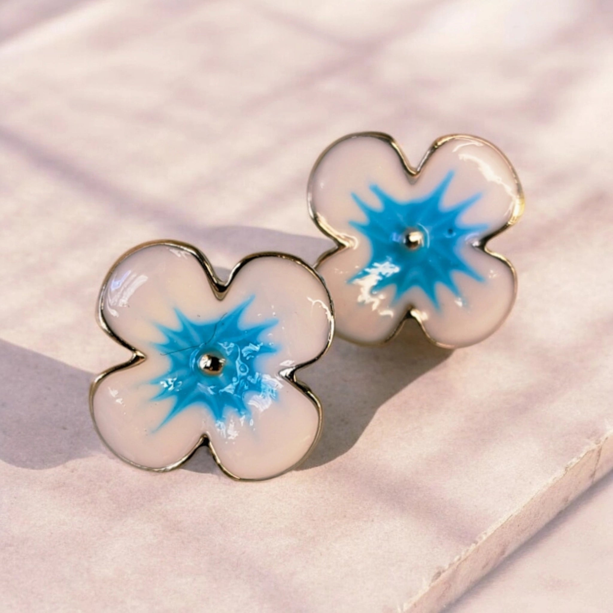 stainless steel blue flower stud