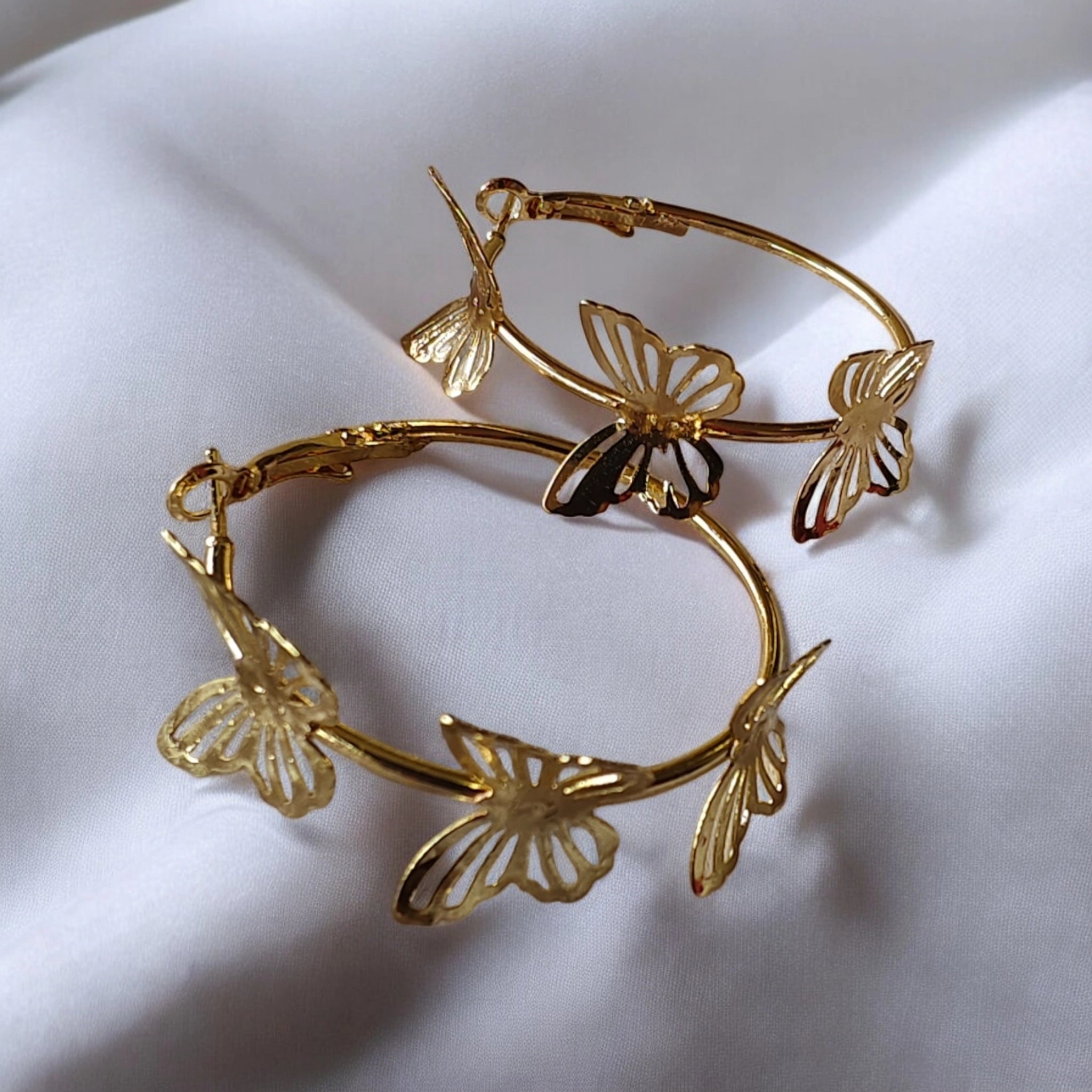 butterfly ring gold hoops earrings | medium size