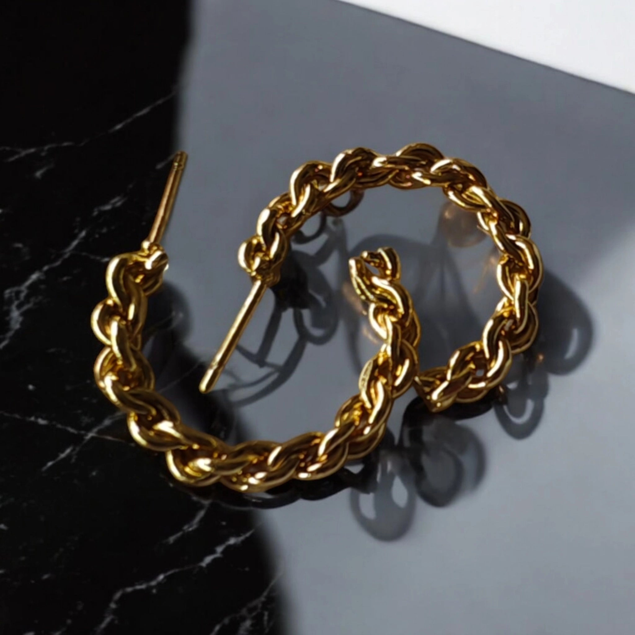 double spiral ring gold hoops earrings | small size