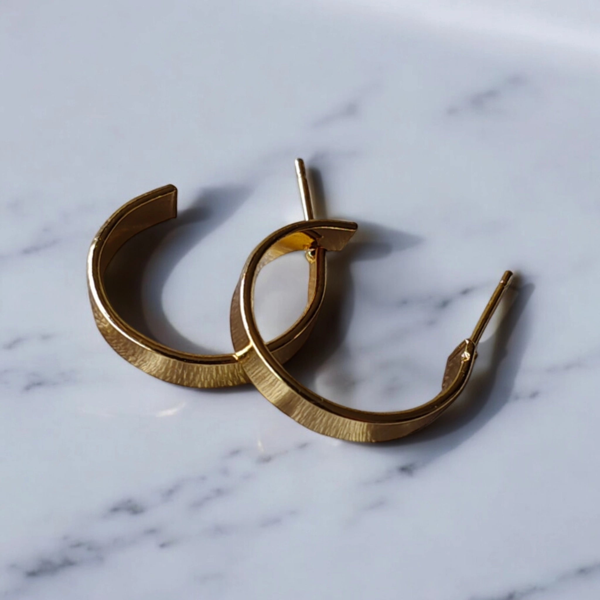 flat rounded ring gold hoops earrings | small size