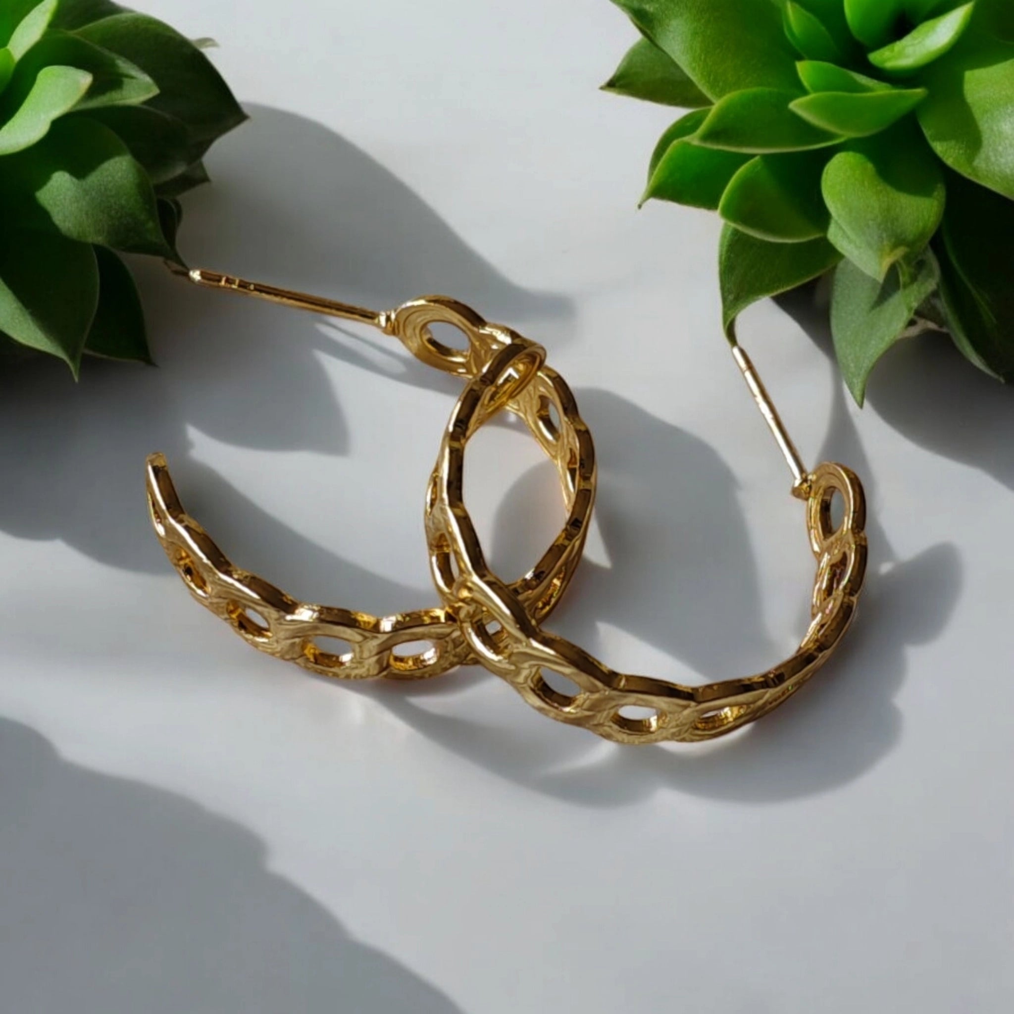 spiral design ring gold hoops earrings | small size